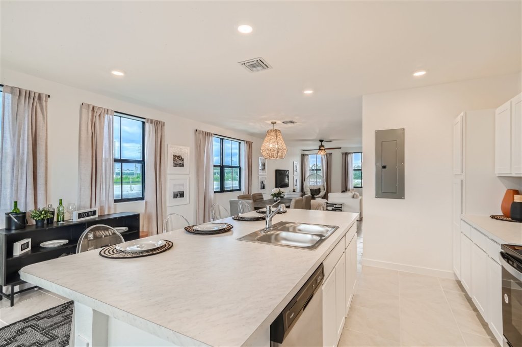 10 Expert Tips for Choosing the Right Home Builder