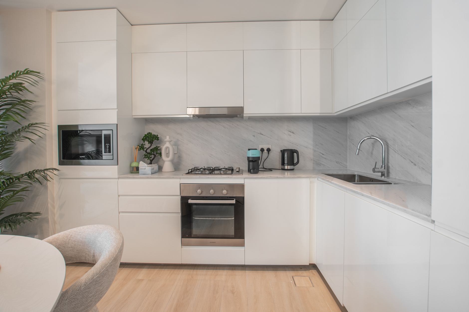 Clean staged kitchen that helps a home sell for more money